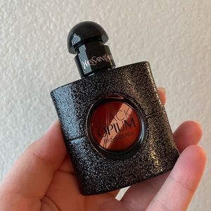 Yves Saint Laurent Black Opium